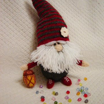 Toy Knitting Patterns Christmas- Knitting pattern Scandinavian gnome, christmas