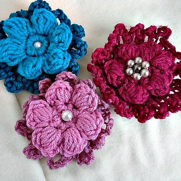 952 Layered Puff Flower