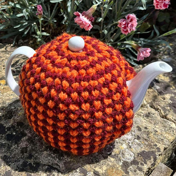 Retro Tweed 4 Cup Teapot Cosy Knitting Pattern