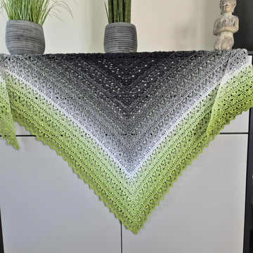 Triangular Scarf "Phoibe"