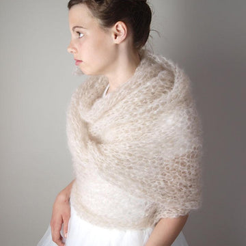 Light knit stole mohair