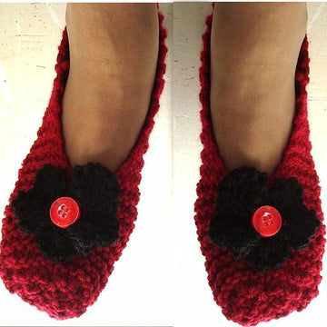 675 BASIC BEGINNER KNIT SLIPPERS AND FLOWER
