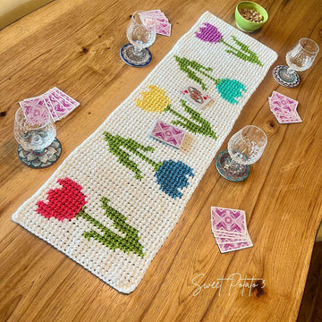 Spring Tulips Table Runner