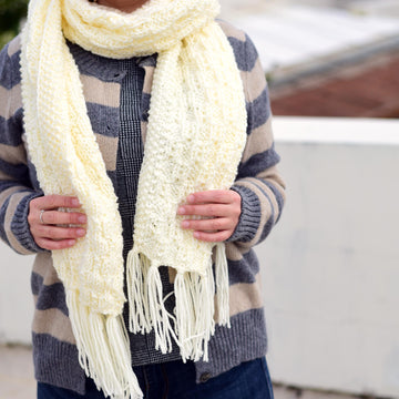 Akureyri textured knit scarf with fringe