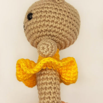 Amigurumi cat in dress
