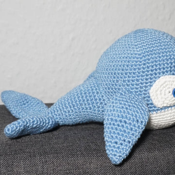 Crochet pattern: whale Moby