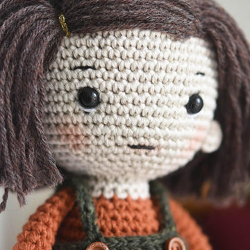 Leena doll