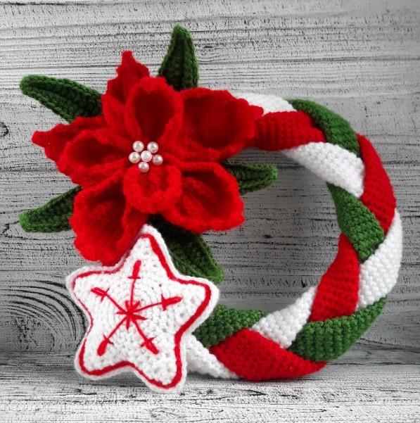 Crochet Christmas Wreath Pattern: Poinsettia & Stars (PDF Pattern)