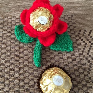 Valentine Rose with Ferrero Rocher