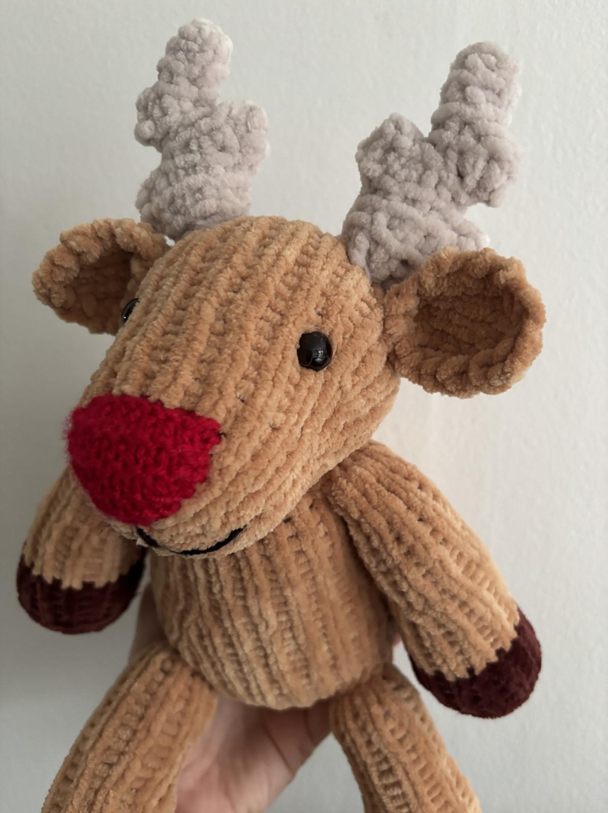 Reindeer Plushie