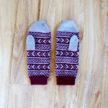 Aiskew Mittens