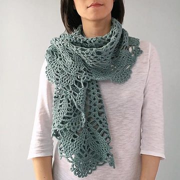 Monica - floral lace shawl