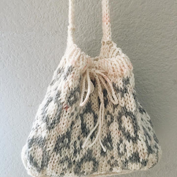 Snow mountain bucket bag