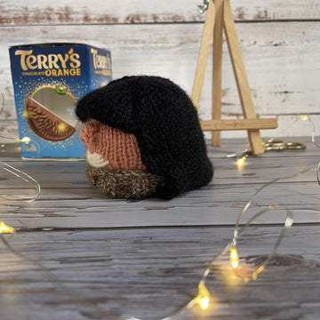 Claudia Winkleman Chocolate Orange Cover Knitting Pattern