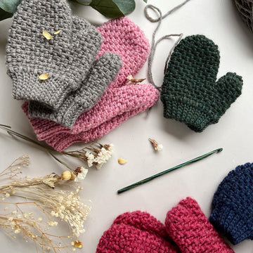 Herringbone Moss Mittens