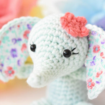 Tiny luck elephant