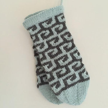 Tess Mittens