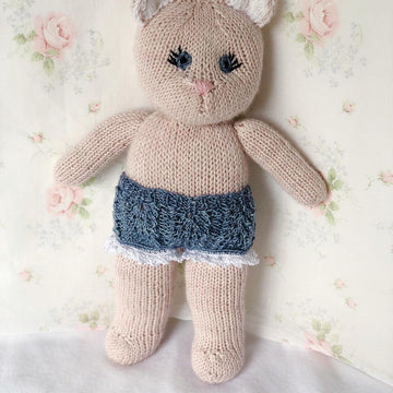 Sweet Suzi's Sunday Undies Kitty