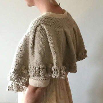 Seedpod Capelet