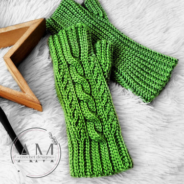 ALPINA cabled mittens