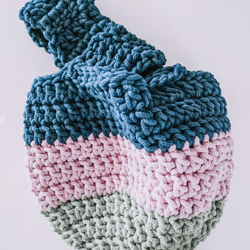 Crochet WIP Knot Bag