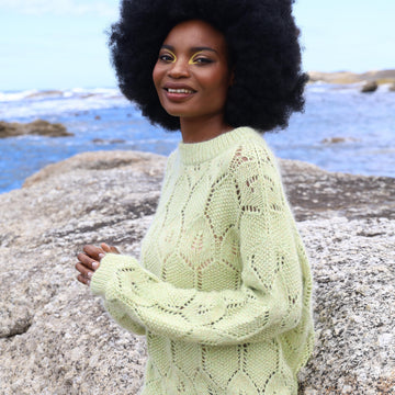Bumblebee Sweatshirt - knitting pattern