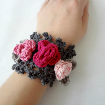 Sweet Roses Bracelet