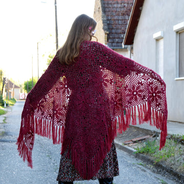 Felicia crochet shawl with fringe