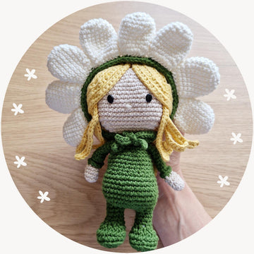 Amigurumi Daisy Doll