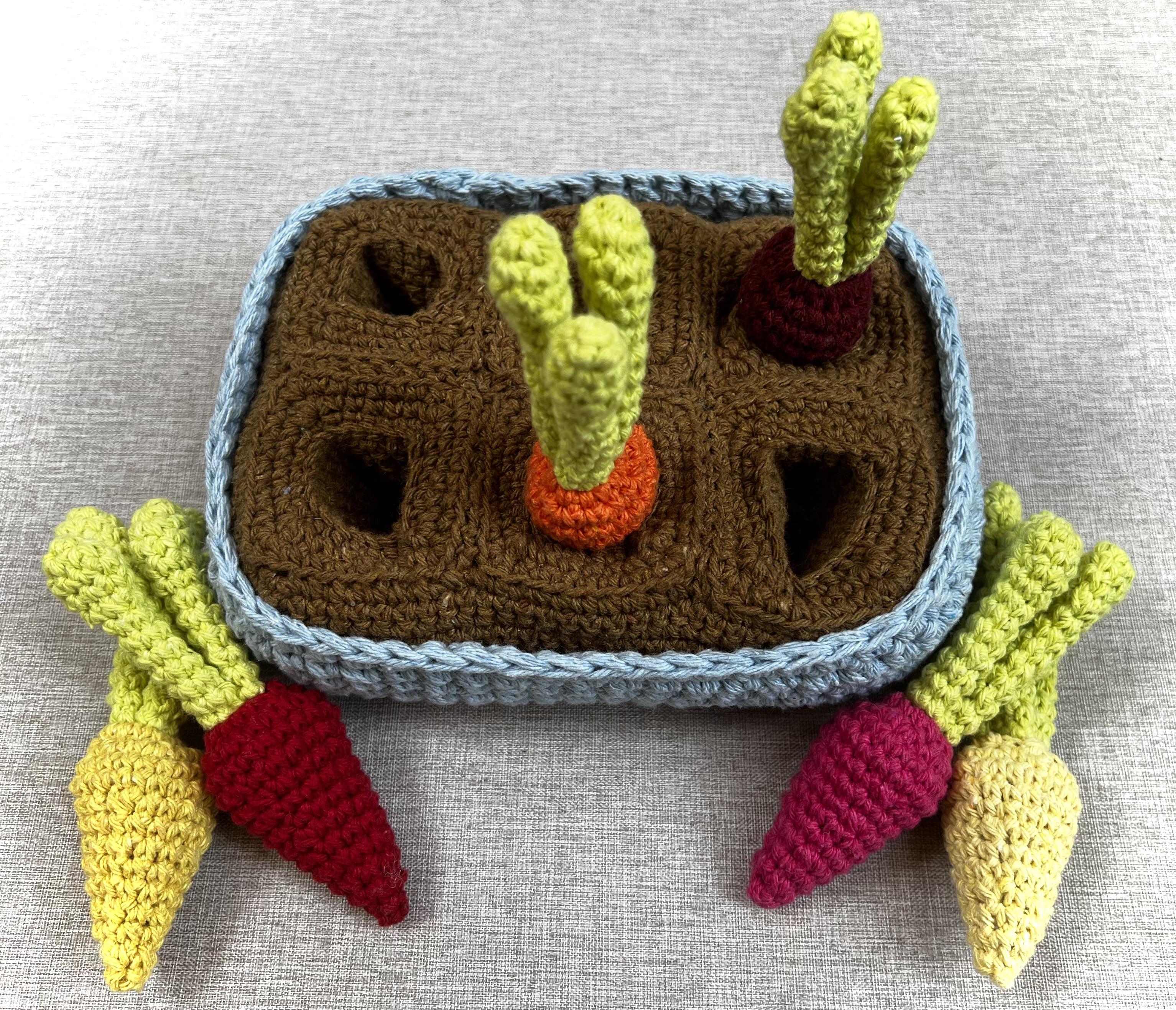 Crochet veggie garden carrots
