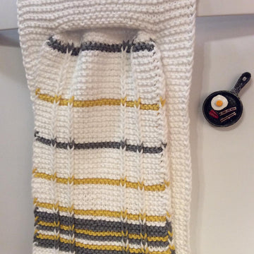 Windowpane Stay Put Towel