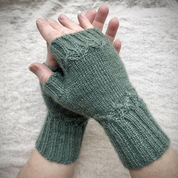 Willow Garden Fingerless Mitts