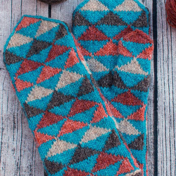Pointy Pointy Mittens