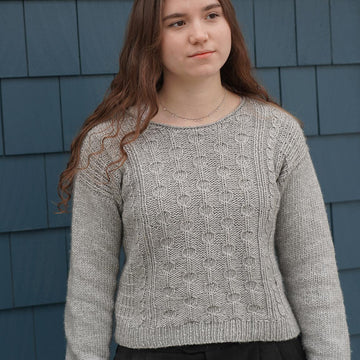 Circle Line Pullover