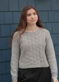 Circle Line Pullover