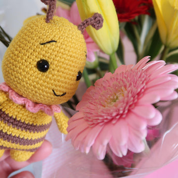 Kimi the Bee amigurumi