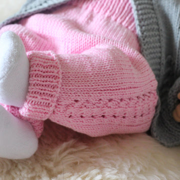 Premature Baby Pull On Pants Knitting Pattern