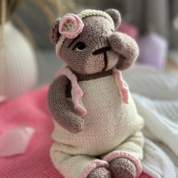 Little Teddy Bear knitting pattern