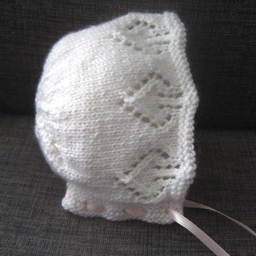 Lucia Bonnet & Booties Set (DK)