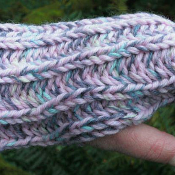 Simple Brioche Mitts