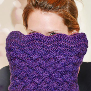 Goldstuck Cowl