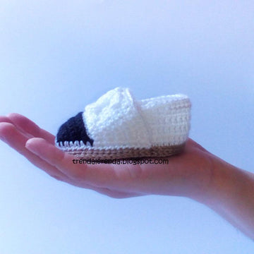 Chanel crochet baby espadrilles