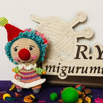 Amigurumi Clown