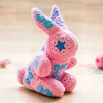 African Flowers Hanry the Bunny