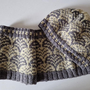 Clamshell Cowl