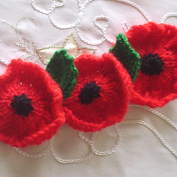 Fluted Poppies DK knitting pattern Remembrance Sunday Veterans day Armistice day