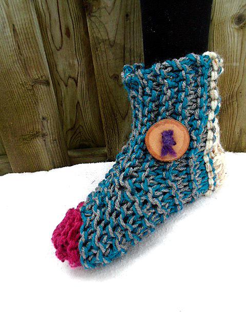 855 - Beginner Knit Slippers