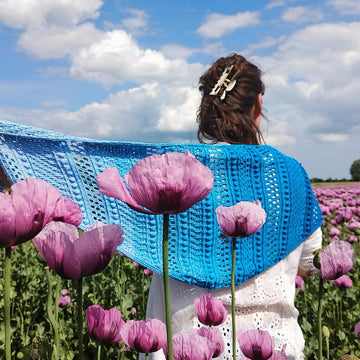 Flat Triangular Scarf "Galatea"
