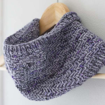 Hazel Herringbone Cowl
