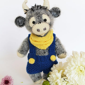 Bull toy